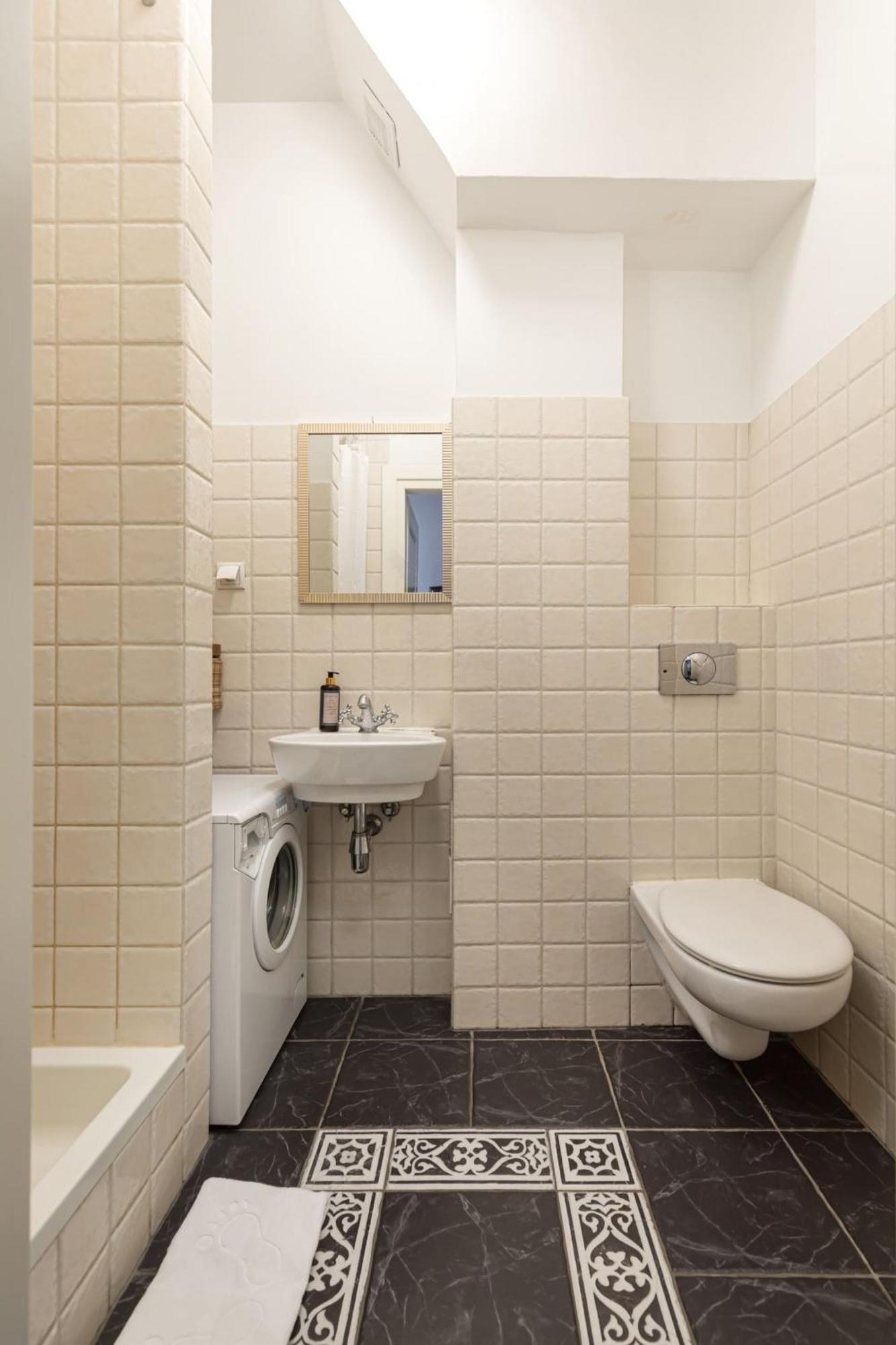 Fashioned Apartment Rycerska By Noclegi Renters Warszawa Eksteriør bilde